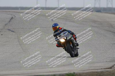 media/Nov-29-2025-TrackDaz (Sat) [[10ae2d9bce]]/B Group/Session 3 (Outside Grapevine)/